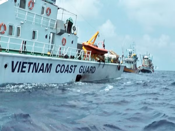 Việt Nam đối xử nhân đạo với ngư dân Thái Lan xâm phạm lãnh hải ảnh 2