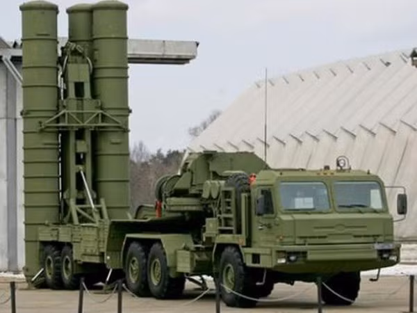 Nga lo lắng khi Thổ Nhĩ Kỳ tuyên bố triển khai S-400 tại Libya ảnh 1