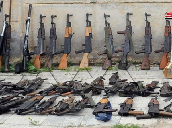 SAA phát hiện ngôi mộ tập thể và kho vũ khí khổng lồ ở Daraa ảnh 1 SAA phát hiện ngôi mộ tập thể và kho vũ khí khổng lồ ở Daraa ảnh 1