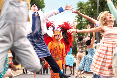 Người hỏa tiễn dị thường ảnh 2