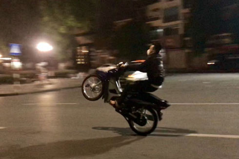 Đua xe trái phép có thể bị xử phạt đến 20 năm tù ảnh 1