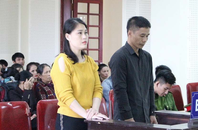 'Hot girl' buôn 'hàng trắng' lĩnh án ảnh 1