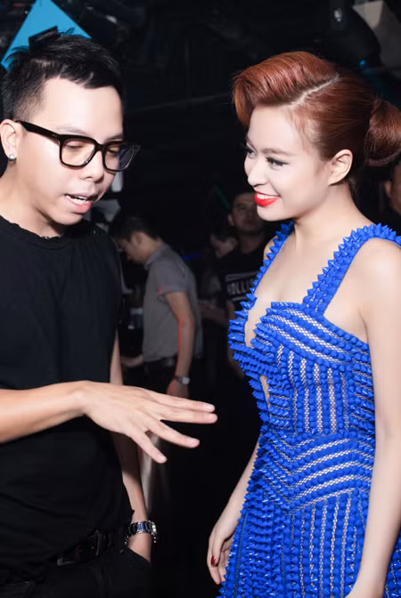 Hoàng Thuỳ Linh "hút mắt" với phong cách trình diễn máu lửa ảnh 4