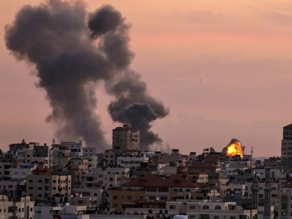 Chiến đấu cơ Israel lại tấn công căn cứ quân sự của lực lượng Hamas ảnh 1