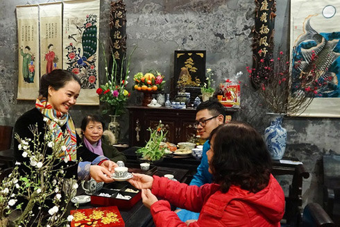 Trưng bày hơn 200 tác phẩm ảnh "Vì một Hà Nội thanh lịch, văn minh" ảnh 1