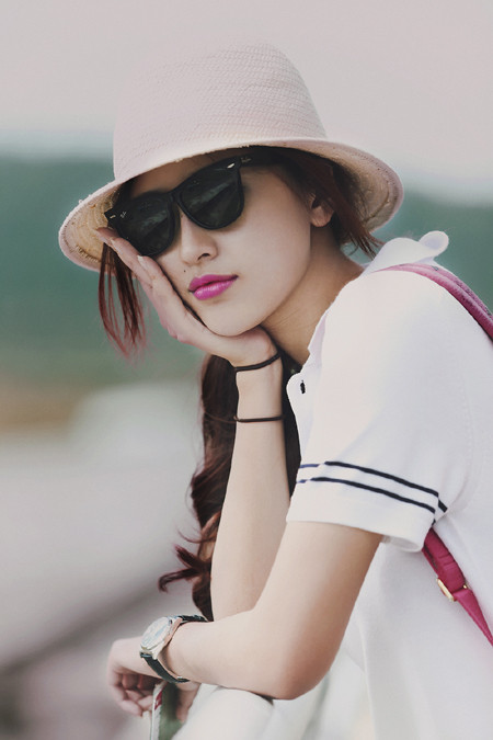 Hoa hậu Mai Phương Thuý trở về từ Nhật để đón Giáng sinh ảnh 1