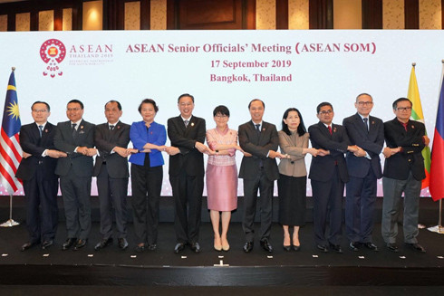 Biển Đông vào chương trình nghị sự Thượng đỉnh ASEAN và Đông Á ảnh 1