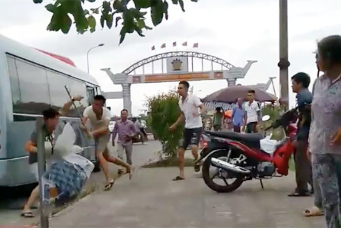 Cố ý gây thương tích quá 31%, có thể bị khởi tố dù bị hại không yêu cầu ảnh 2