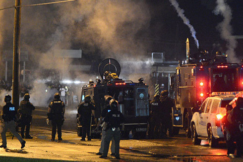 Triển khai Lực lượng Vệ binh Quốc gia để dẹp bạo loạn ảnh 1