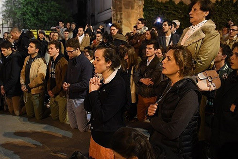 Tổng thống Pháp kêu gọi những kiến trúc sư giỏi nhất xây dựng lại Nhà thờ Đức Bà Paris ảnh 2