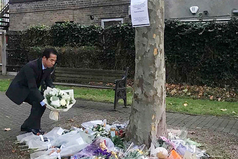 Thứ trưởng Bộ Ngoại giao đặt hoa tưởng niệm 39 nạn nhân ảnh 1