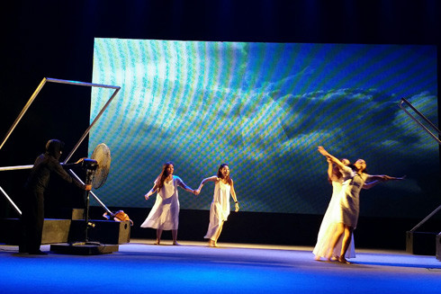 NSND Lê Khanh: Day dứt nếu kịch dựng xong không bán được vé ảnh 2