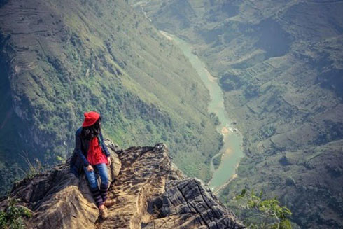 Chụp ảnh "tự sướng" coi chừng mất mạng ảnh 1