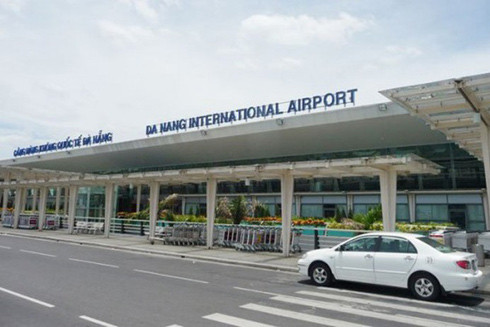 Tàu xe, máy bay tiếp tục bị tạm dừng chở khách đến Đà Nẵng ảnh 1