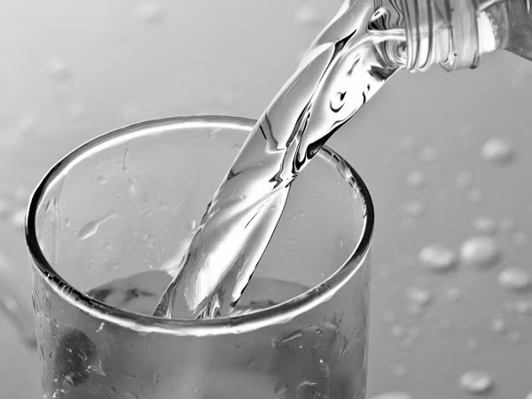 Những việc cần lưu ý trước và sau khi ăn tối ảnh 1