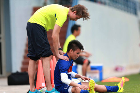 Nửa đội U20 "có vấn đề", lỗi tại ai? ảnh 1