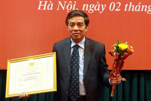 "Mối duyên" nhà văn và đại gia ảnh 1