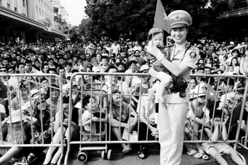 Ước mong không ai mất đi người thân trong những mùa lũ dữ ảnh 2