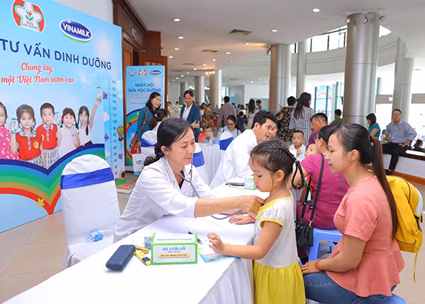 Tưng bừng ngày hội sữa học đường Đà Nẵng ảnh 8