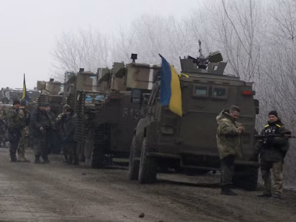 Ukraine đặt quân đội dưới tình trạng cảnh báo tác chiến toàn diện ảnh 1
