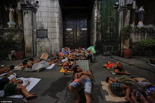 Người nghiện ma túy Philippines được học đóng quan tài để cai nghiện ảnh 2