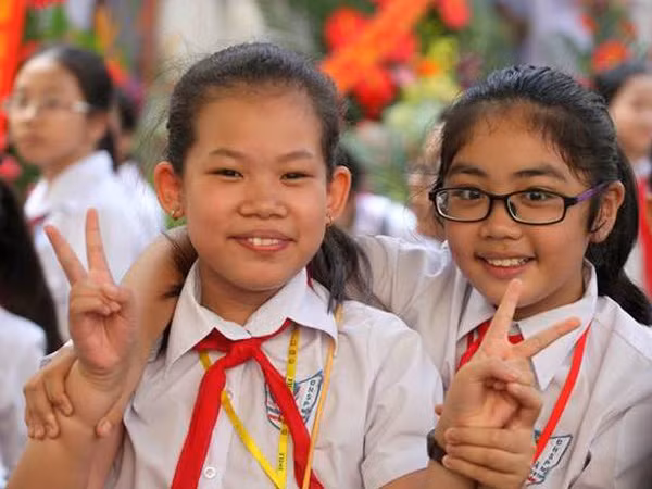 Sẽ có những bất ngờ trong ngày khai giảng ảnh 1