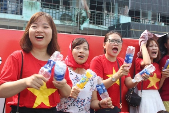 21769645_1353240728118448_848151461_n