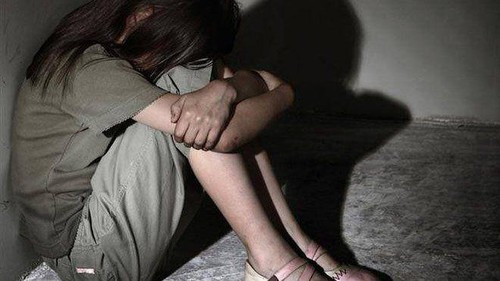 Khởi tố đối tượng giao cấu với cháu bé 14 tuổi ảnh 1