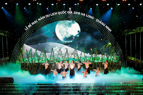 3 lí do Hạ Long là địa điểm tuyệt vời để họp lớp dịp 20/11 này ảnh 4