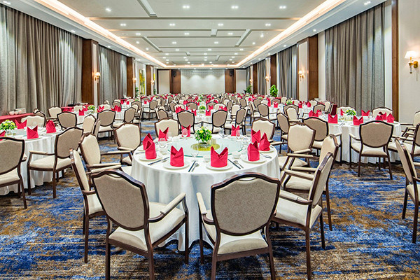 3 lí do Hạ Long là địa điểm tuyệt vời để họp lớp dịp 20/11 này ảnh 3 3 lí do Hạ Long là địa điểm tuyệt vời để họp lớp dịp 20/11 này ảnh 3