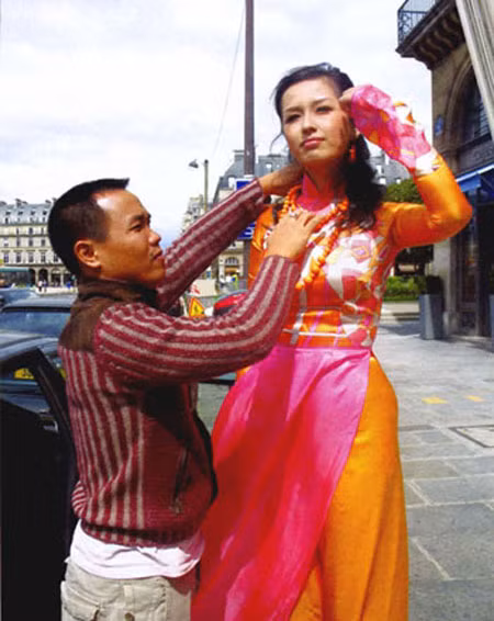 Hoa hậu xấu chỉ vì... người quản lý? ảnh 1