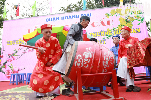 Xem trai làng Thúy Lĩnh vật cầu đầu xuân ảnh 9