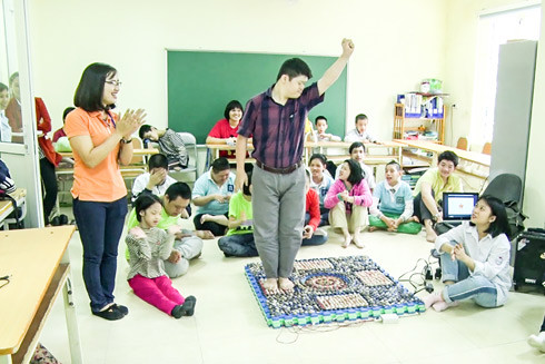 Cô giáo trẻ nhóm lên tương lai cho những trẻ em mắc hội chứng Down ảnh 1