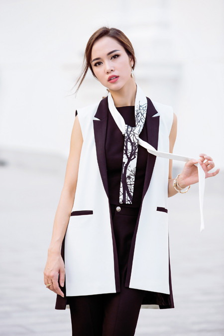 Bị Xuân Lê "quây kín", Vũ Ngọc Anh vẫn đẹp nổi bật ảnh 6