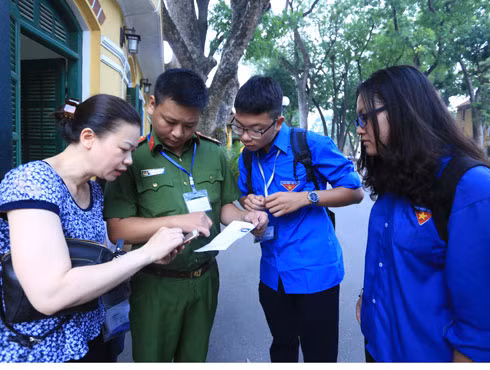 Tuổi trẻ Thủ đô ra quân tình nguyện hè và tiếp sức mùa thi năm 2018 ảnh 1