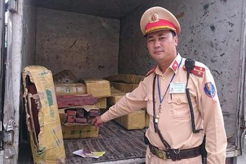 Khi CSGT tăng cường tương tác với người dân bằng công nghệ ảnh 4 Khi CSGT tăng cường tương tác với người dân bằng công nghệ ảnh 4