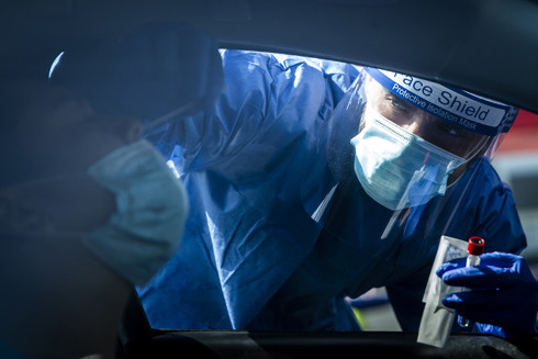 Thế giới trên trận tuyến chống Covid-19 ảnh 1