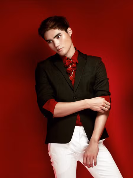 Quang Hùng khác lạ với hình ảnh lãng tử lạnh lùng ảnh 1