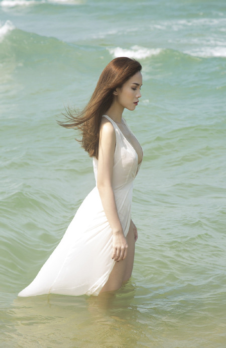 Yến Trang tung ảnh bán nude cực gợi cảm ảnh 1 Yến Trang tung ảnh bán nude cực gợi cảm ảnh 1