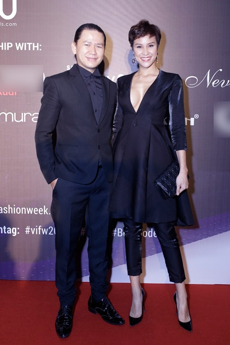 Phương Mai "đốt" mọi ánh nhìn với váy xẻ sâu khoe vòng ngực căng tròn ảnh 8