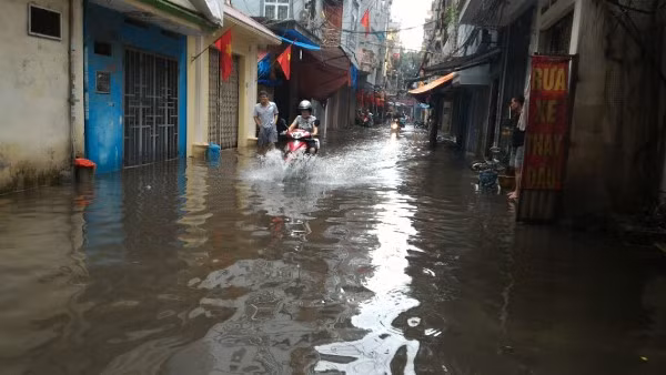 Khu H Tân Mai sau một cơn mưa dai... ảnh 7