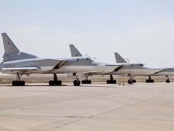Vì sao Iran cho phép Nga sử dụng căn cứ không quân của mình? ảnh 1