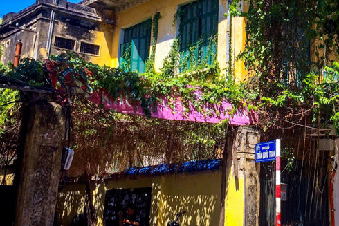 Níu giữ "chứng nhân lịch sử" trong biệt thự cổ Hà Nội (bài 4): Biệt thự - "Cuộc chơi" cần cả tiền và văn hóa ảnh 1