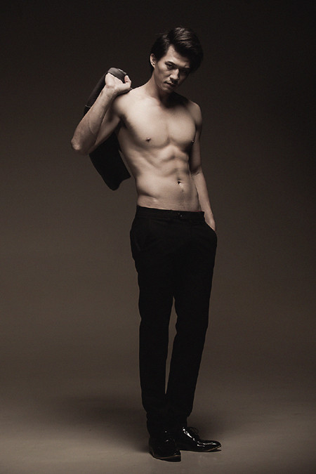 Siêu mẫu Diệu Huyền “nỏng bỏng” với váy xuyên thấu ảnh 6