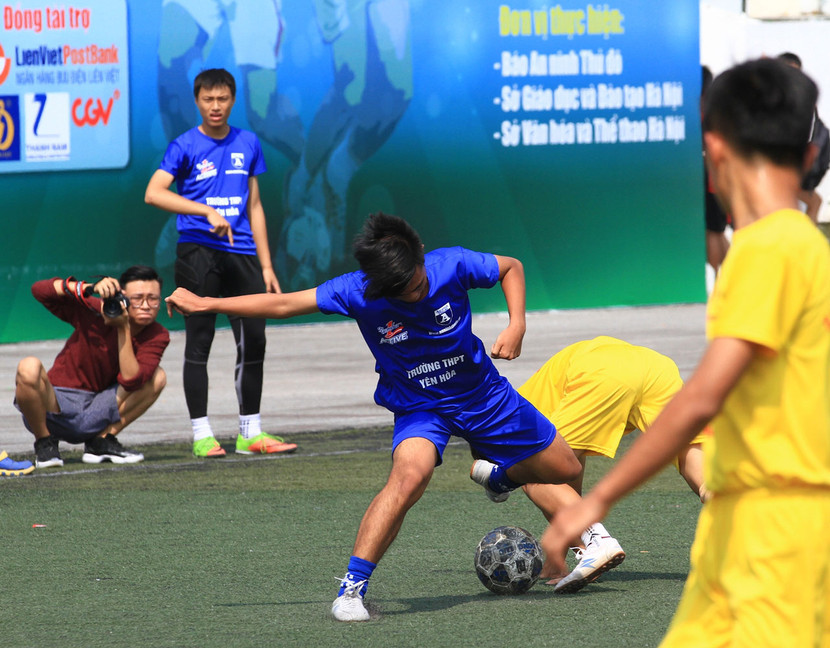 10 khoảnh khắc cảm xúc nhất trên sân Tây Hồ ảnh 1