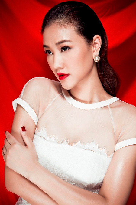 Maya khoe nhan sắc quyến rũ, hút hồn "trông mòn con mắt" ảnh 1