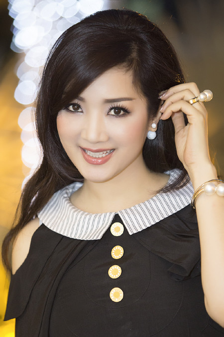 Ghen tị với nhan sắc không tuổi của Hoa hậu Giáng My ảnh 4