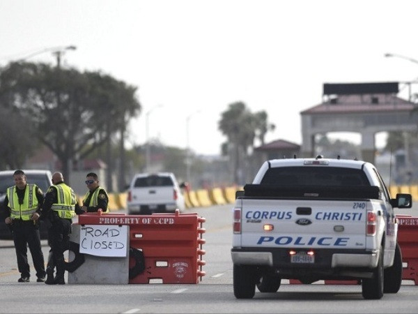 Mỹ bắt giữ kẻ xả súng nhằm vào căn cứ không quân-hải quân ở bang Texas ảnh 1