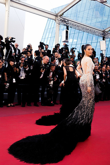 Lý Nhã Kỳ gây bất ngờ với vẻ đẹp hoang dại tựa Nữ hoàng Cleopatra ảnh 5