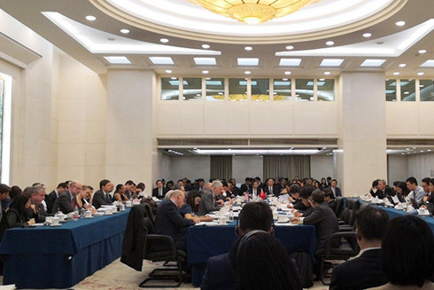 Mỹ - Trung tìm tiếng nói chung trong lúc "đình chiến thương mại" ảnh 1